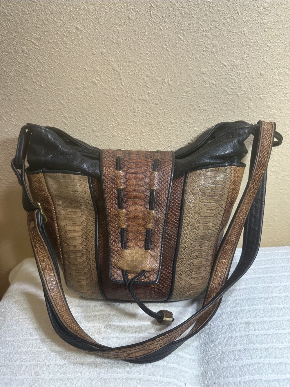 D’Onofrio Crossbody